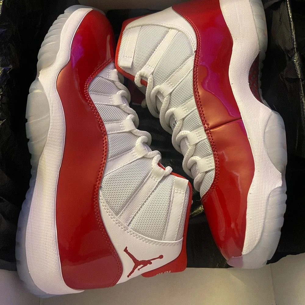 Jordan 11s - Picture 1 of 2